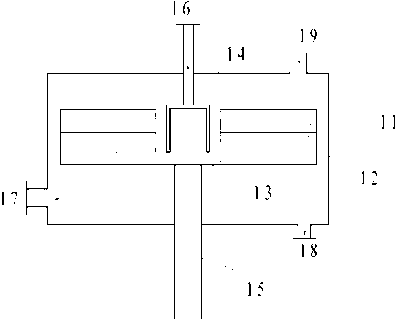 Enhanced oxidization device and method used for organic wastewater treatment