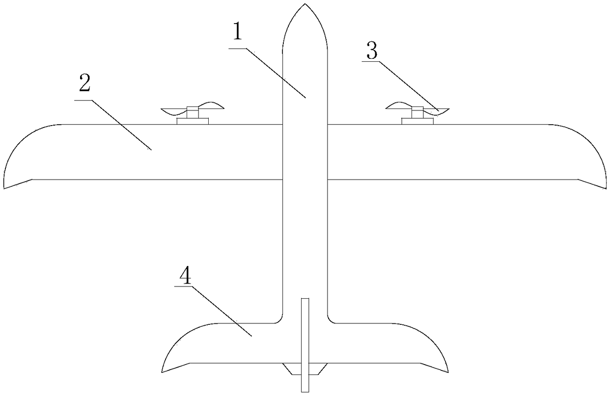 Unmanned air vehicle with fixed wings and control method thereof