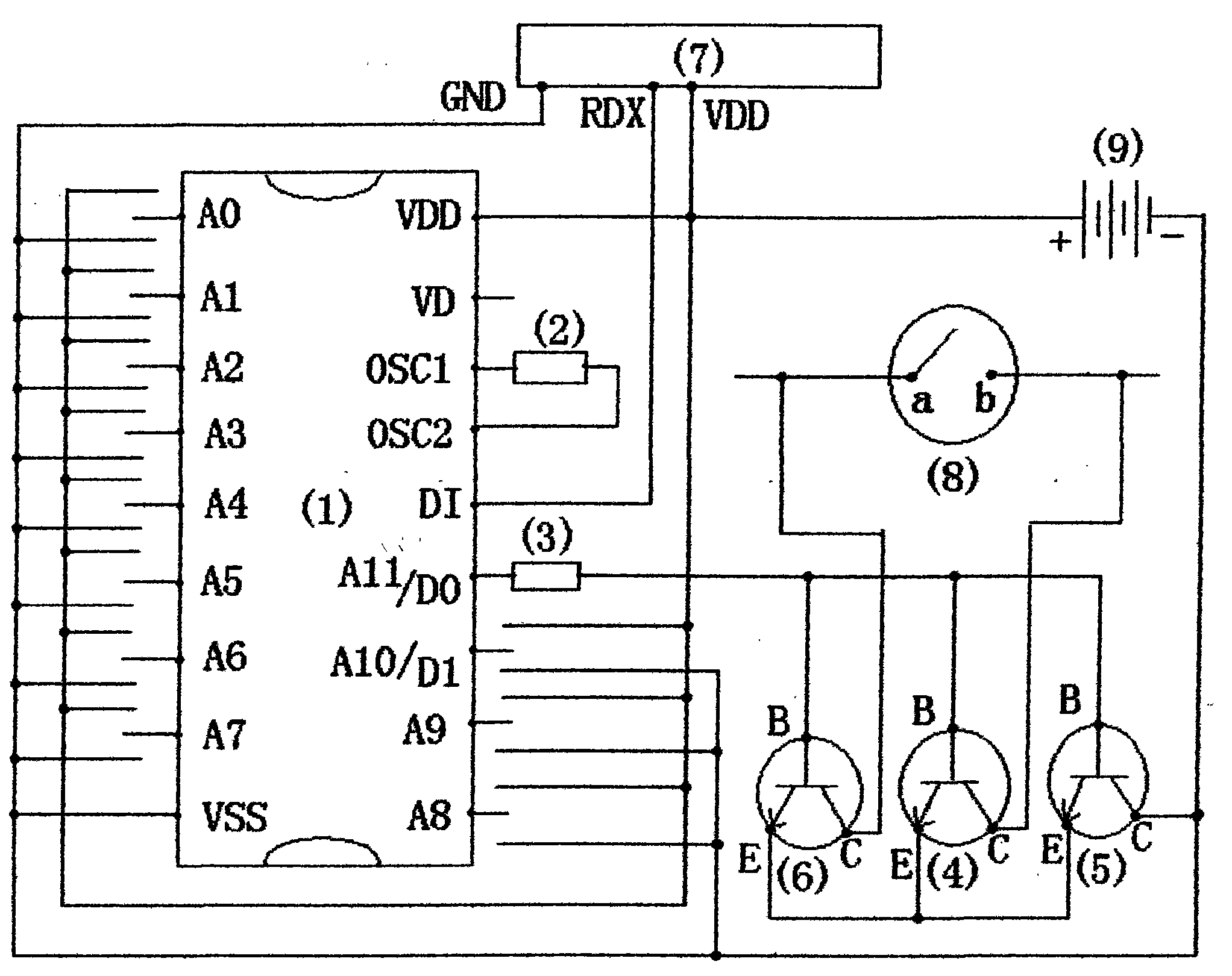 Method for triggering alarm and shooting function of mobile phone through wireless multi-code multi-channel synchronous signal circuit switch