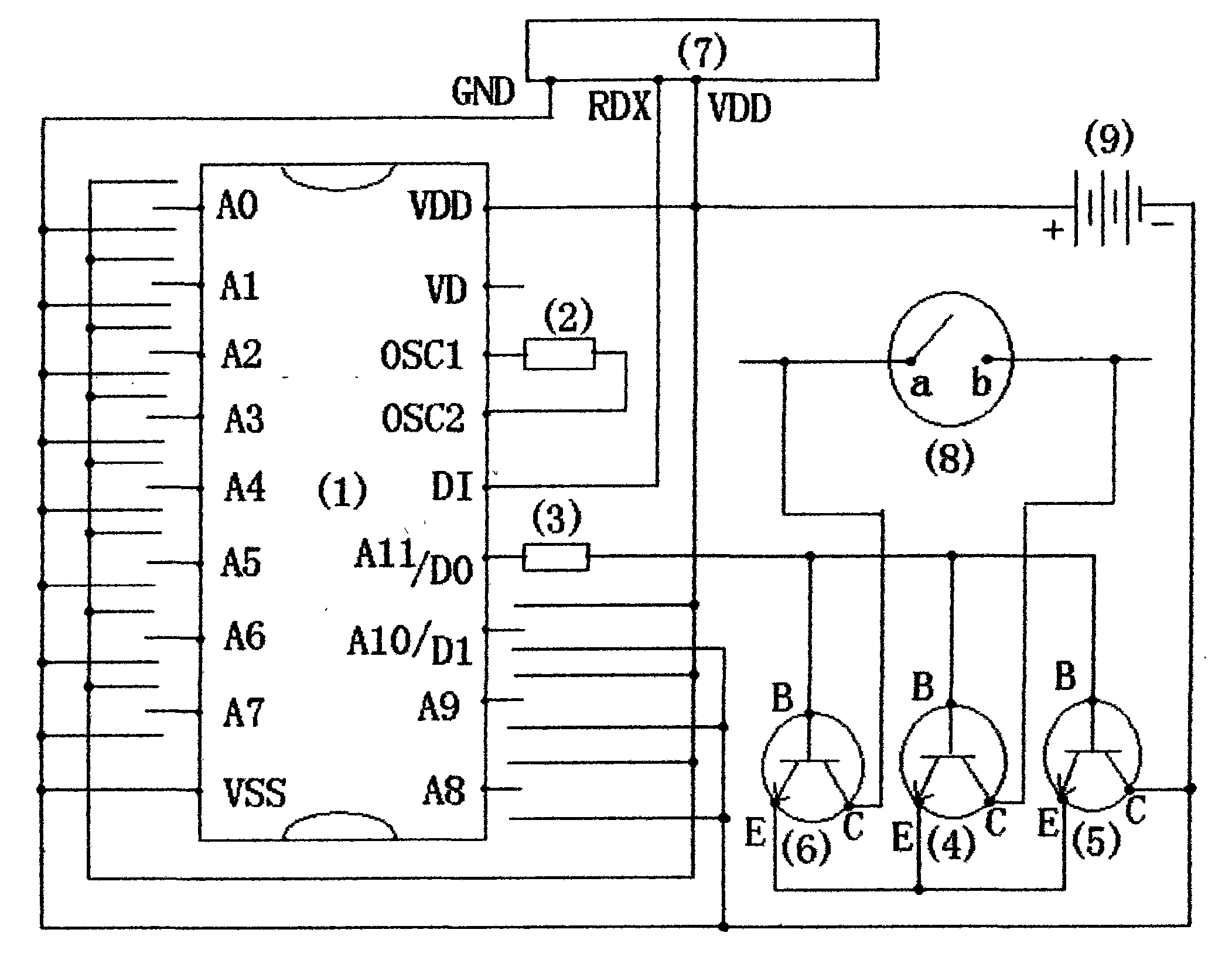 Method for triggering alarm and shooting function of mobile phone through wireless multi-code multi-channel synchronous signal circuit switch