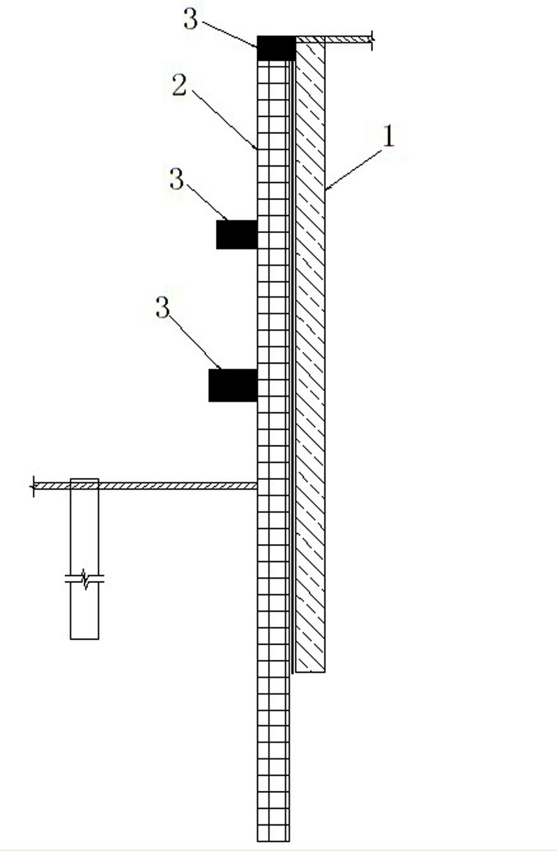 Supportless construction structure and supportless construction method for round deep base pit