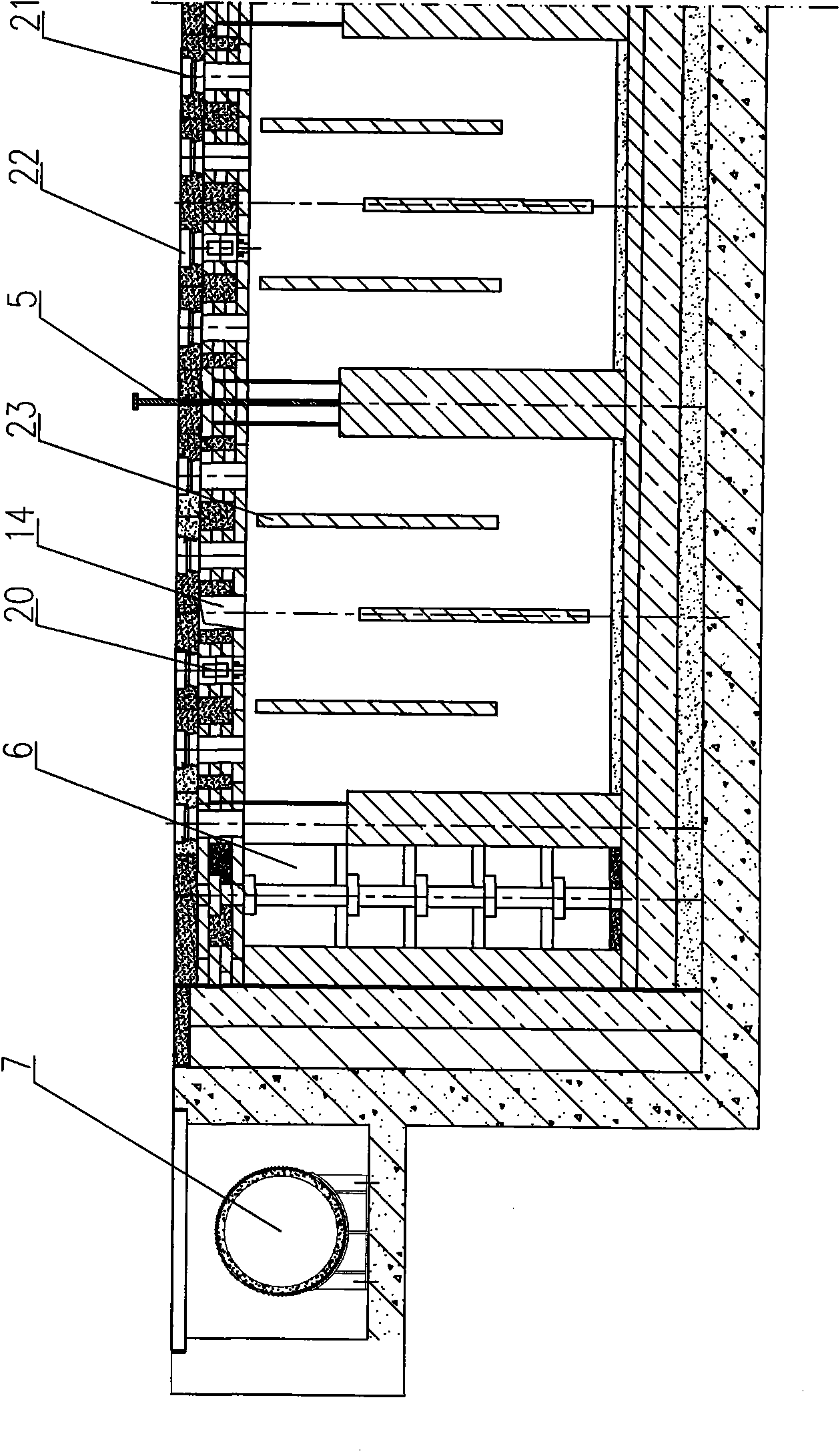 Secondary roasting furnace for carbon products and roasting method of secondary roasting furnace