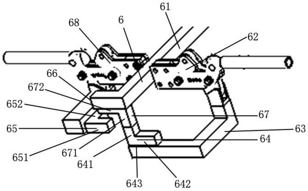Centering machine cover assembling tool structure