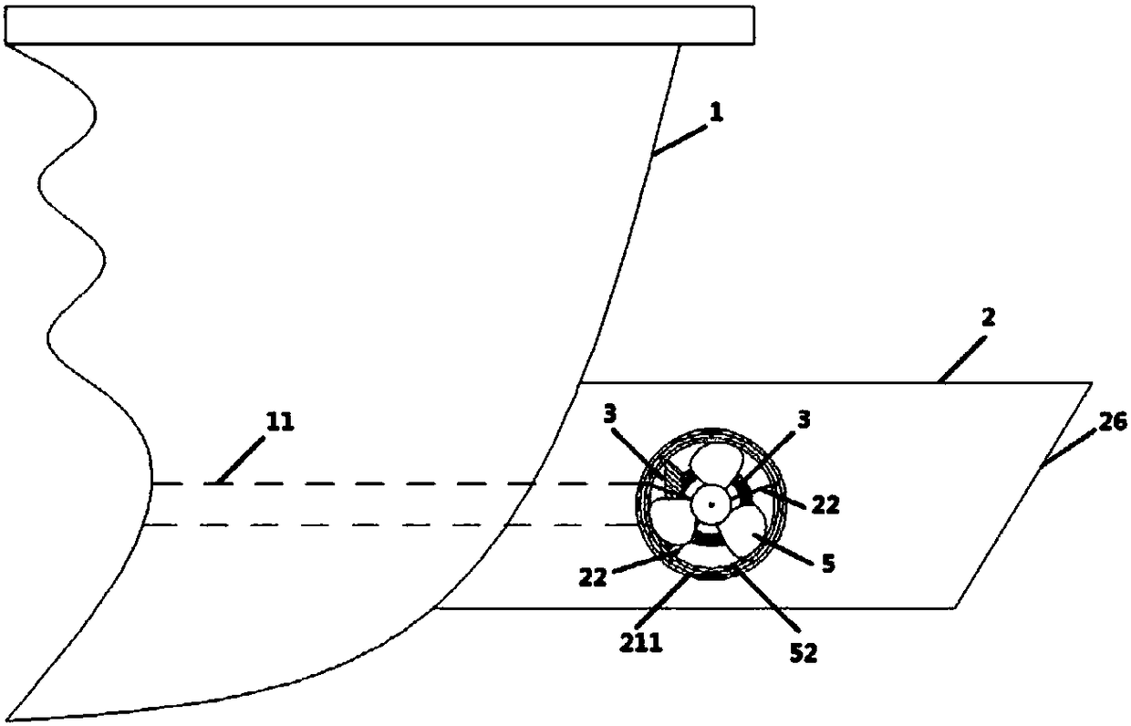 Transversely symmetrical propeller for ship