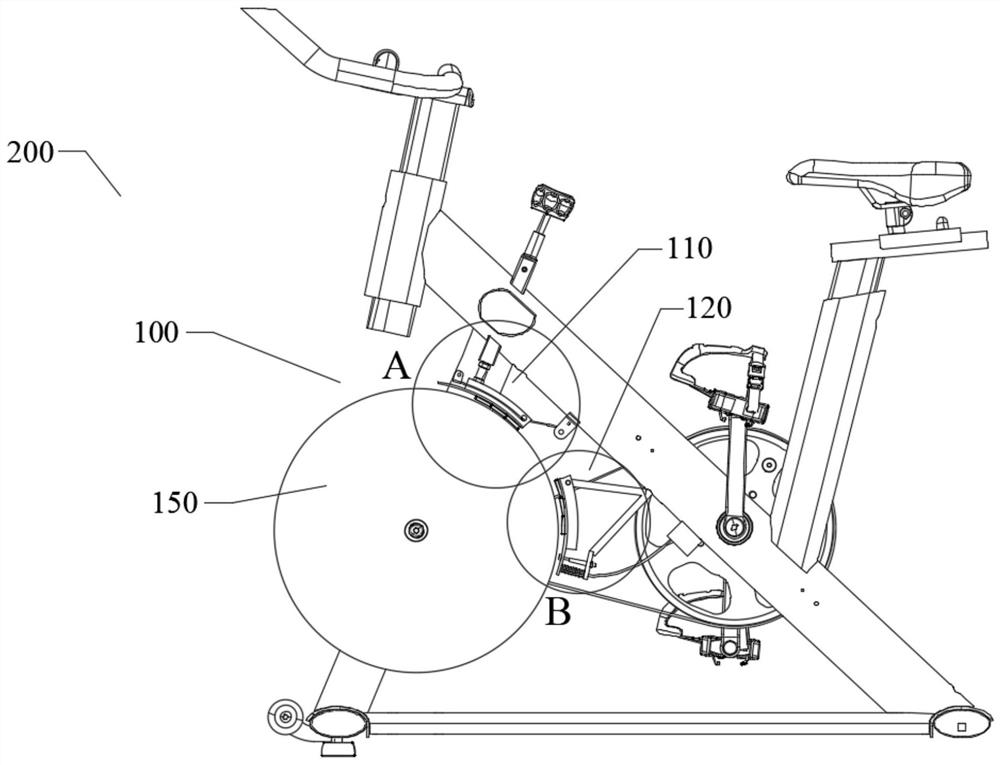 Resistance adjusting mechanism and exercise bicycle