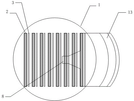 Broad-band high-gain scannable panel antenna of parabolic reflection surface feeding