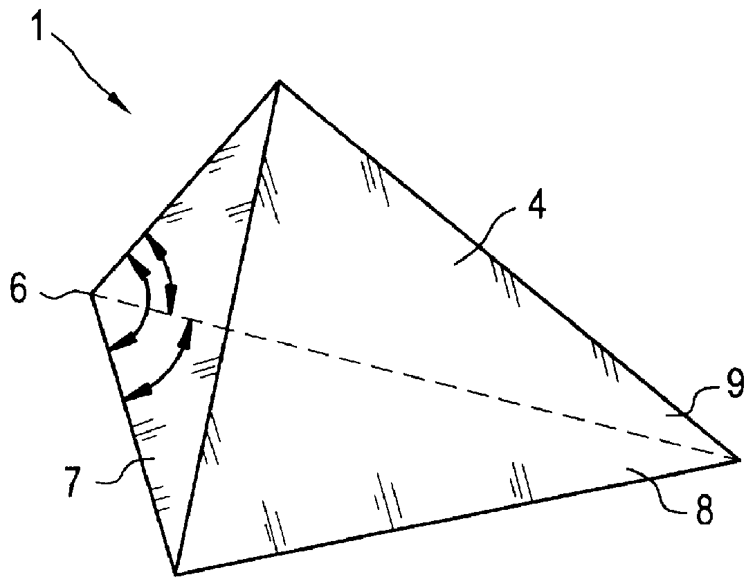 Arrangement for retroreflection of a ray using triple prisms