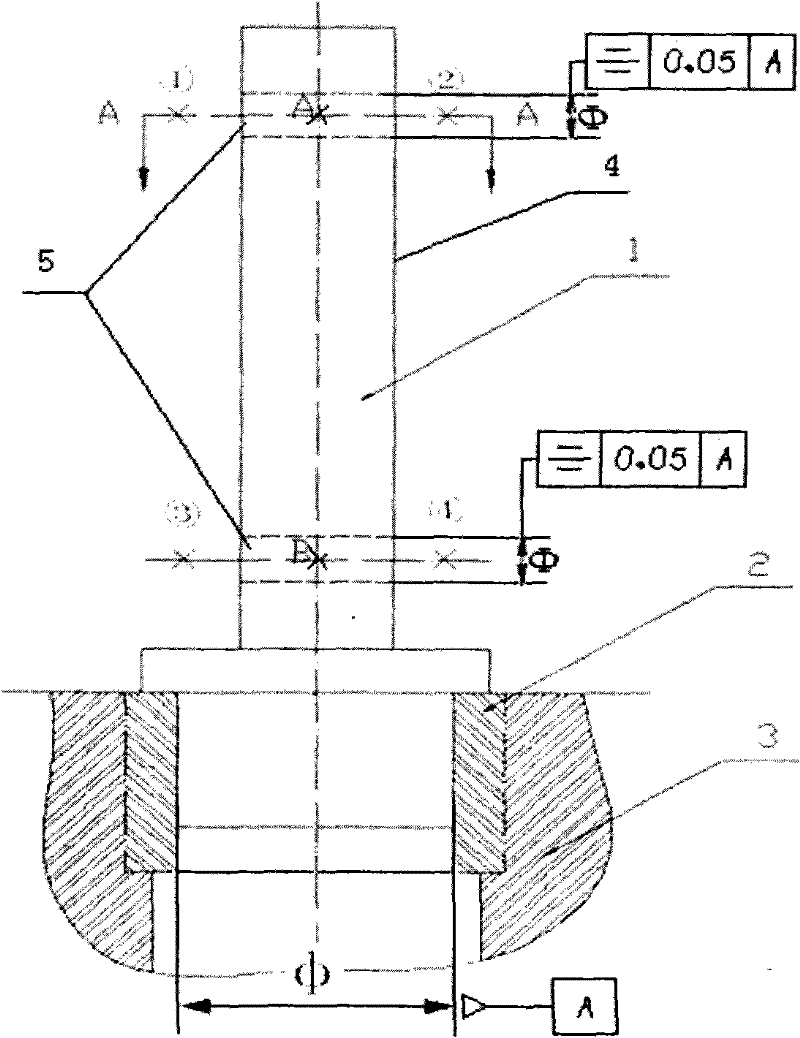 Hole axis detection tool and detection method thereof