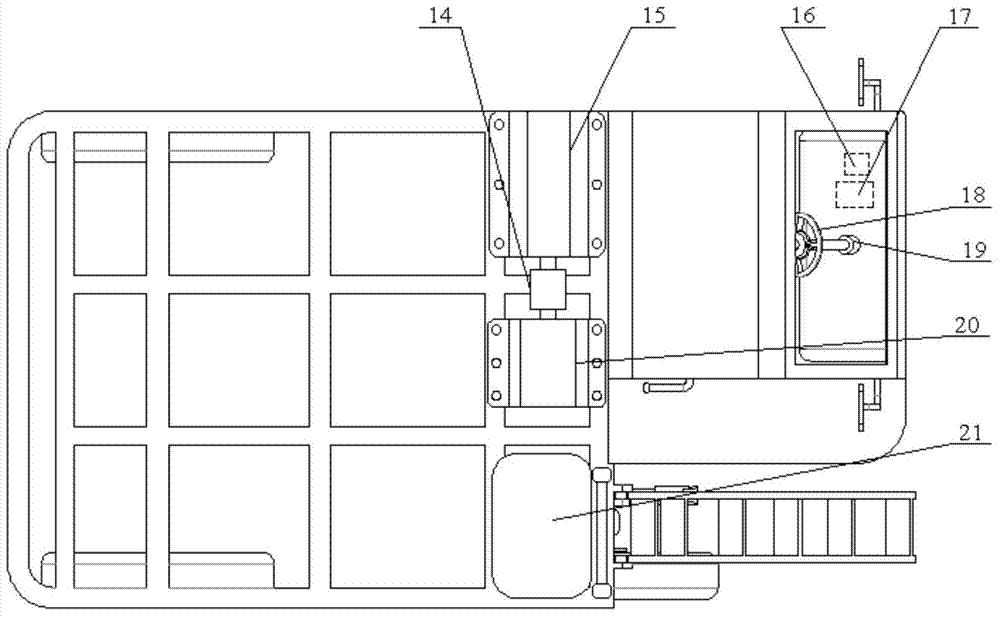 Chassis with adjustable transverse wheel tread and adjustable ground clearance and adjusting method of chassis