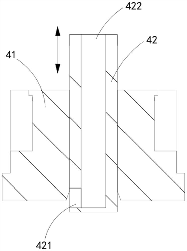 A noise reduction and impurity decompression regulating valve