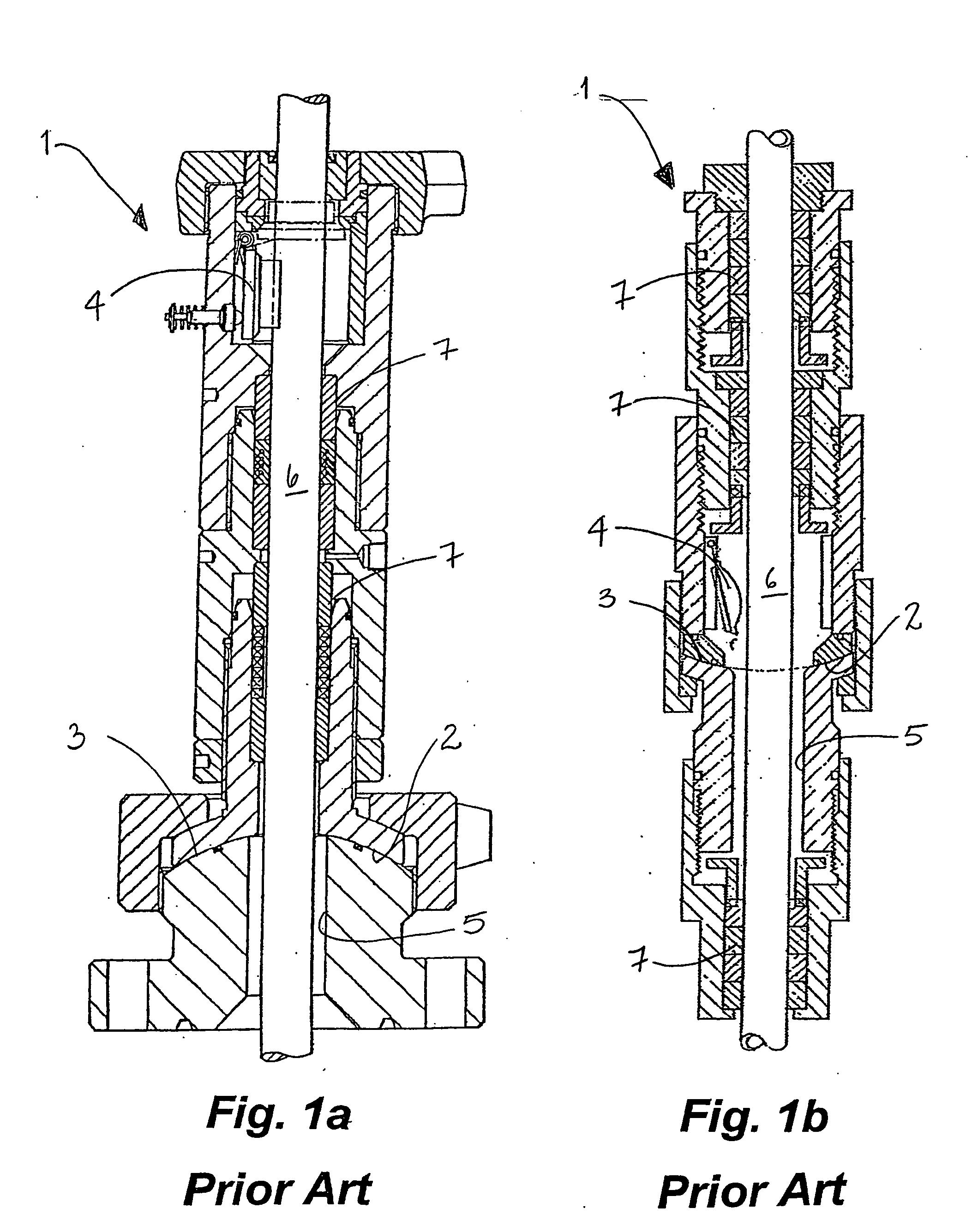 Self-aligning stuffing box