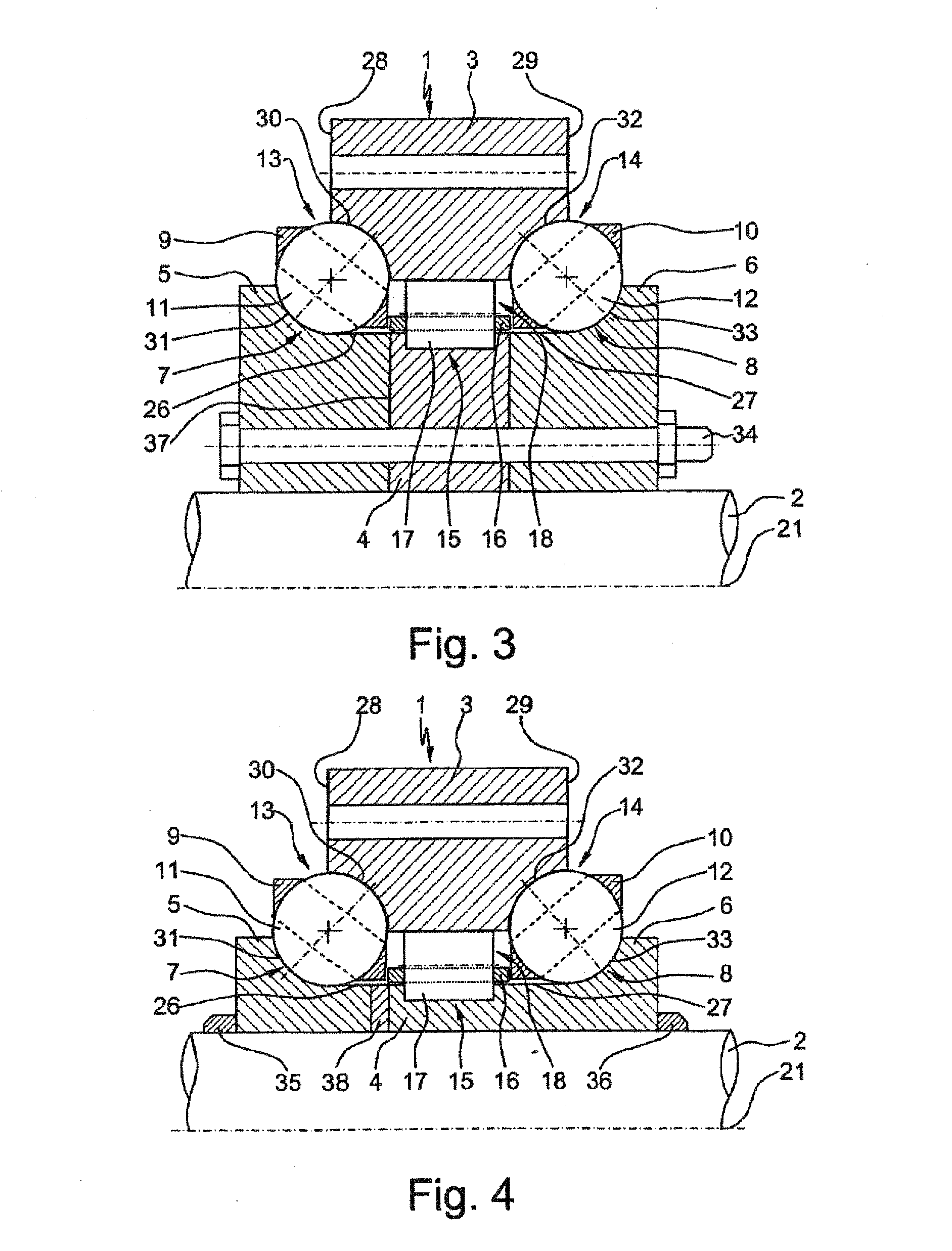 Multiple-row large roller bearing, especially axial radial bearing for the main arrangement of bearings of the rotor shaft of a wind power installation