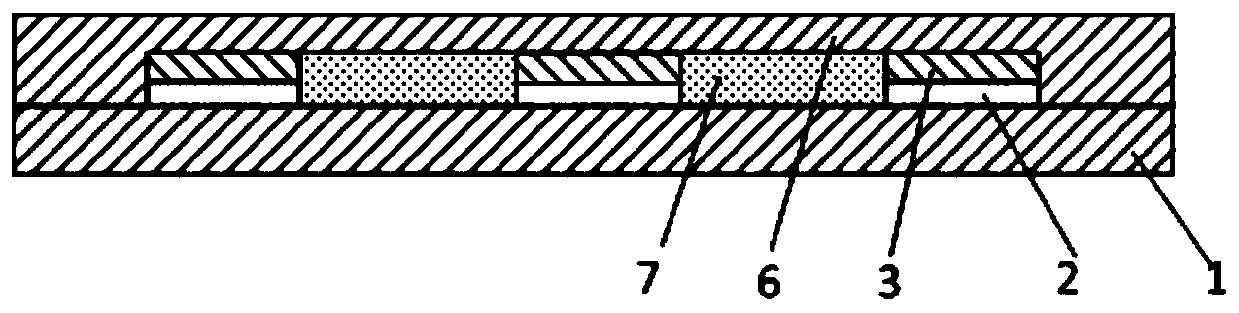 An arrayed resistance strain sensor and a measurement compensation system with the sensor