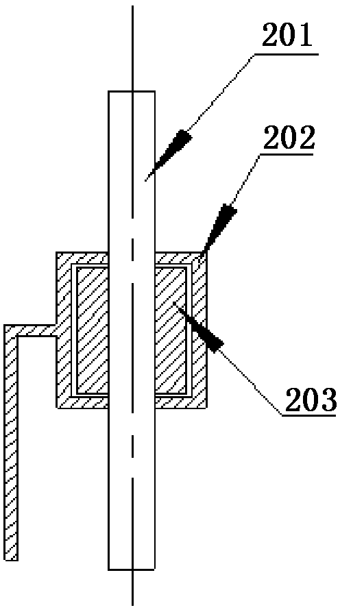 Porous oil-containing lubricating material with polyethylene as matrix and preparation method thereof