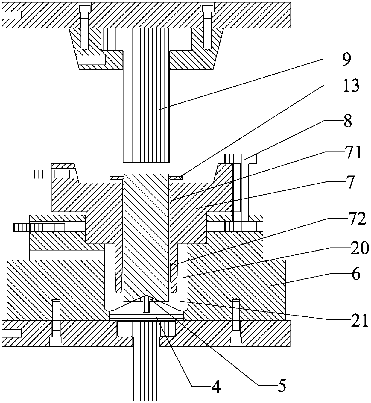 Extrusion forming die for thin-wall near-contoured chevron light alloy member