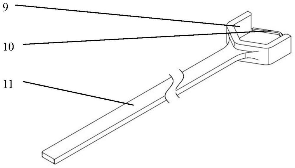 Process method for installing two-section magnet yoke of hydraulic generator