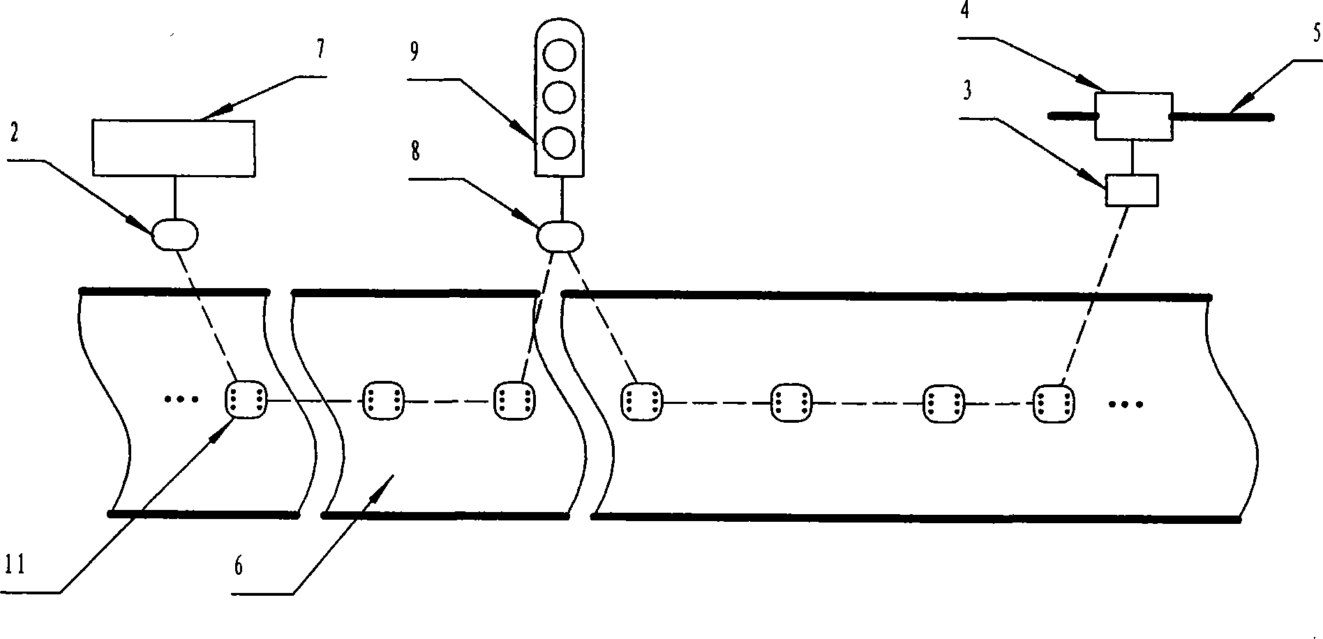 Intelligent dust type traffic sensor and signal control network and message transmission system thereof