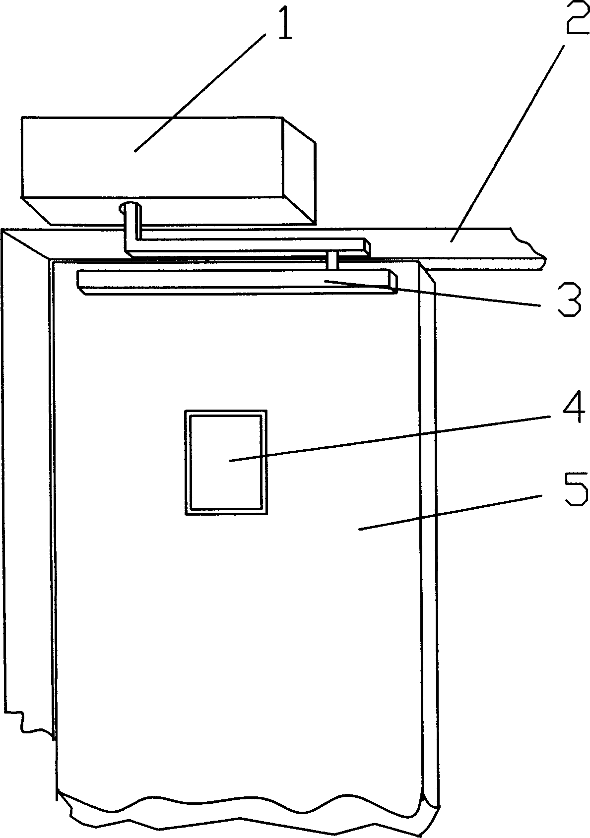 Automatic opening and closing device for vertical hinged door