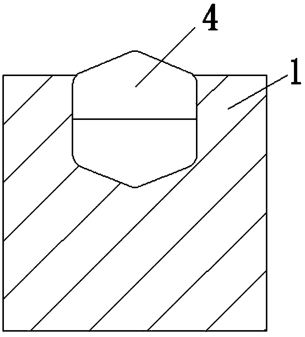 A seamless patch pocket structure