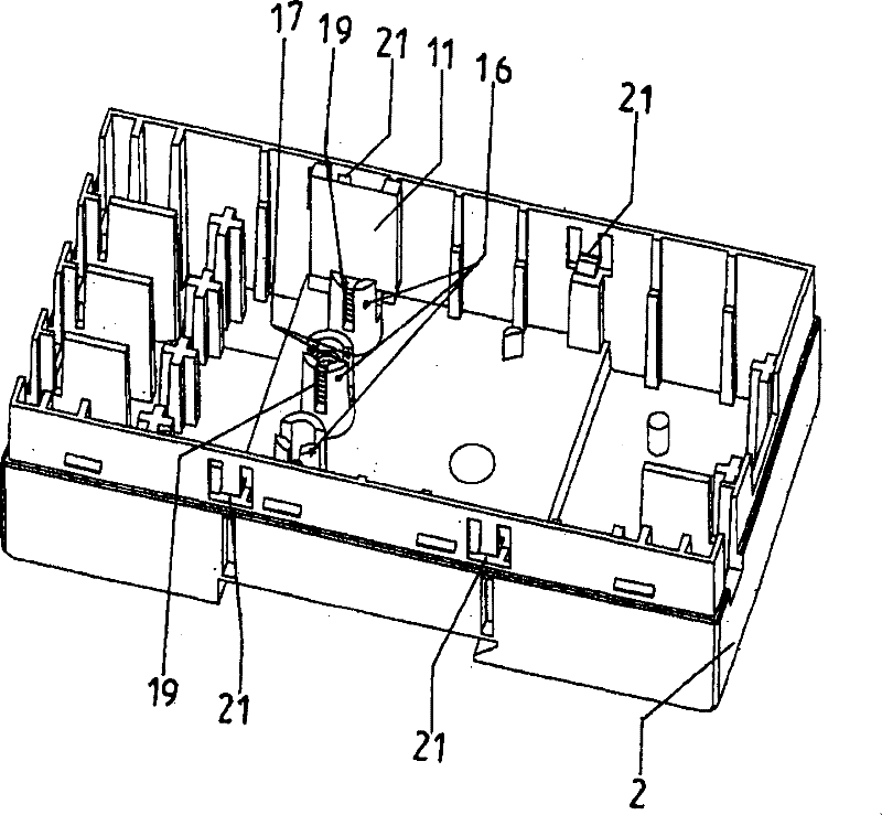 Device for protecting electrical equipment against overvoltages