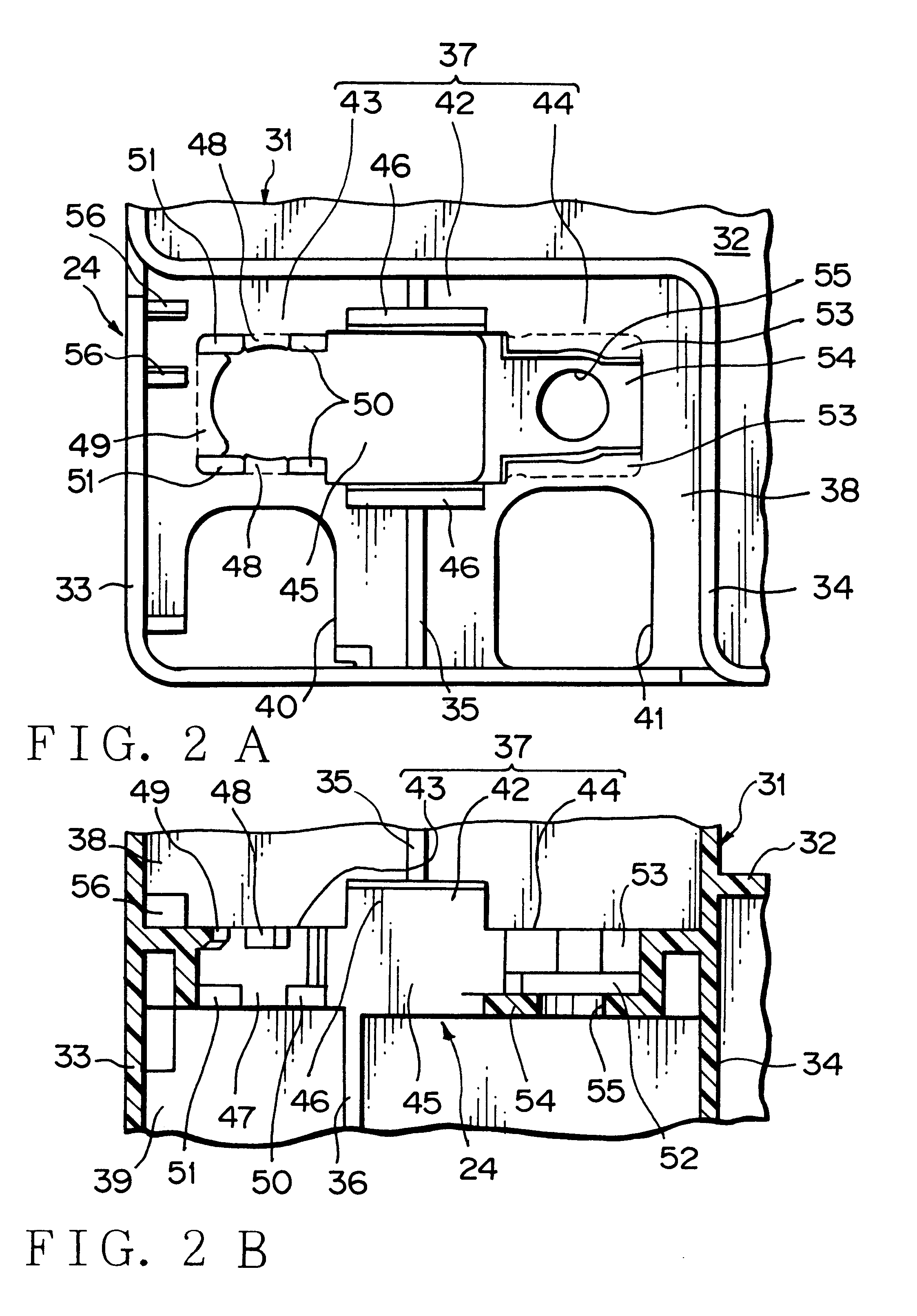Connecting structure of a fuse link and external terminals