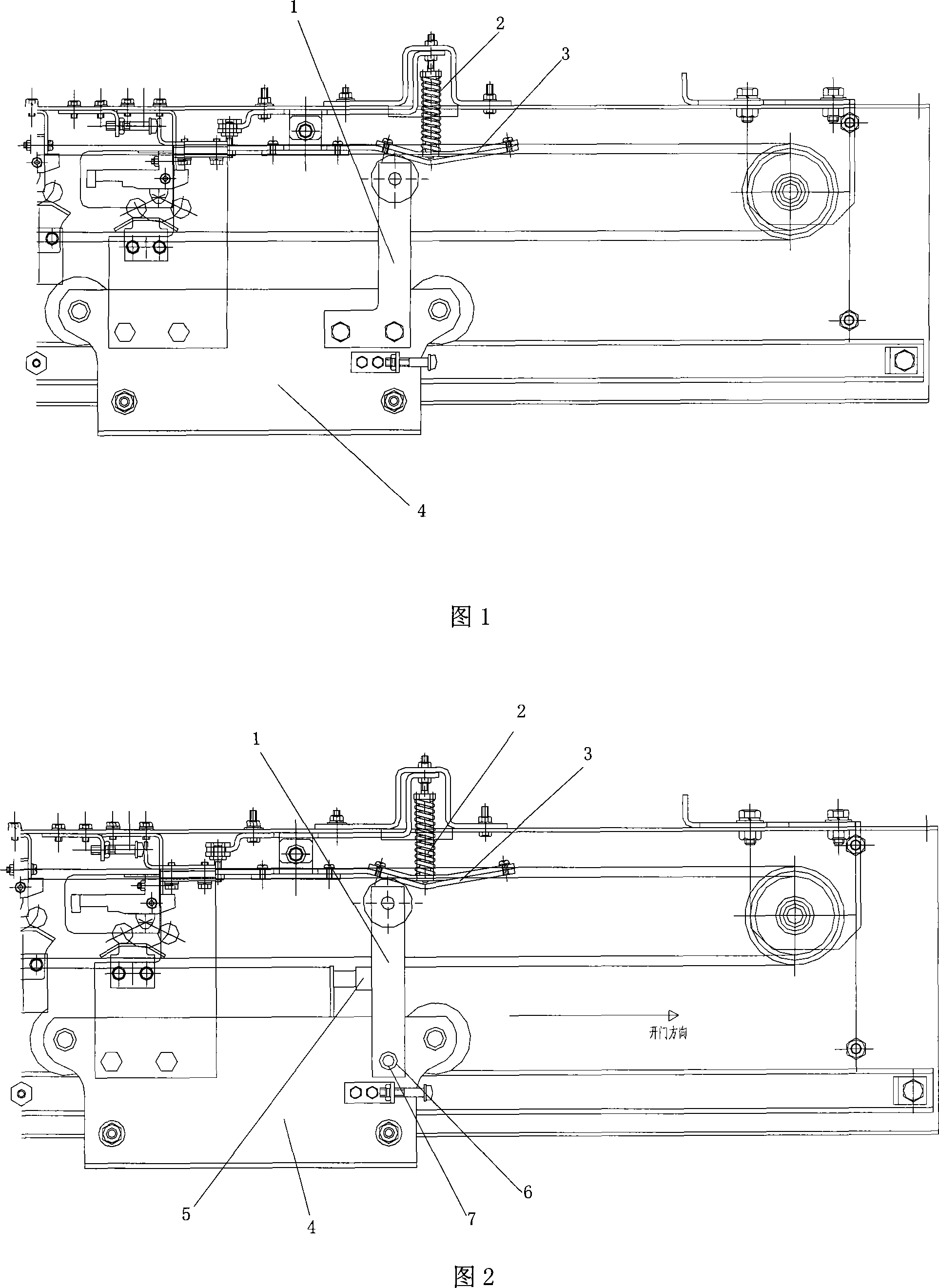 Elevator opened and closed door maintaining device