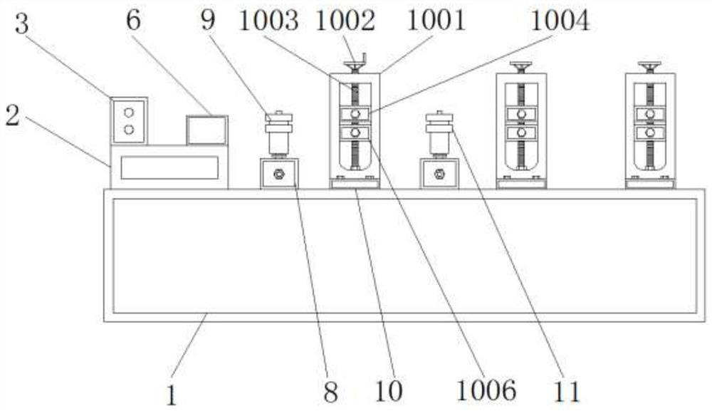 Steel strip tube sheet forming device and processing method thereof