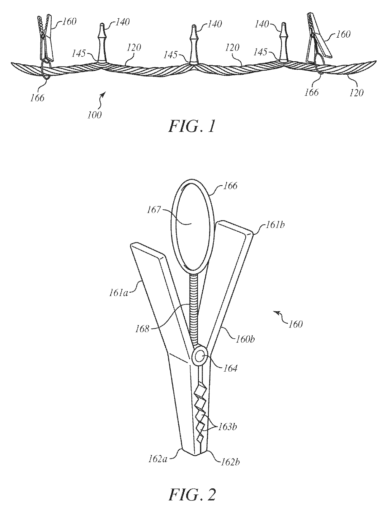 Light string with multiple movable clips