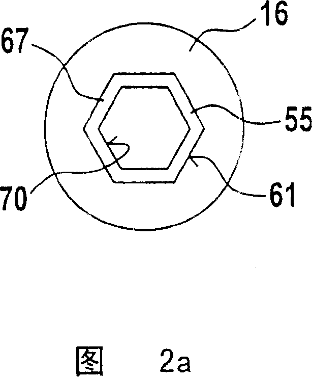 Connecting device for connecting electric motor contact, motor fitted with same and motor engine fitted with same