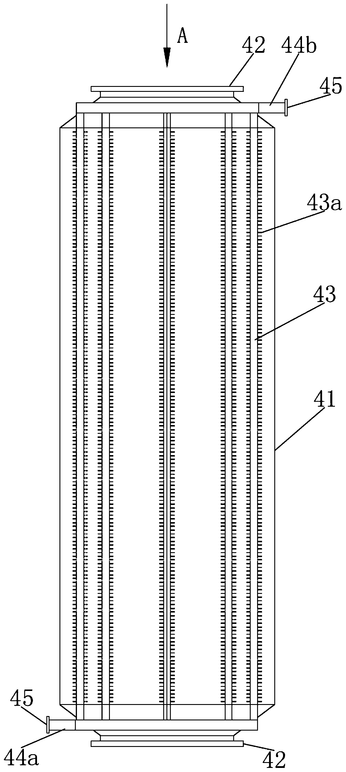 Ship condensate water and waste heat recycling device and using method thereof