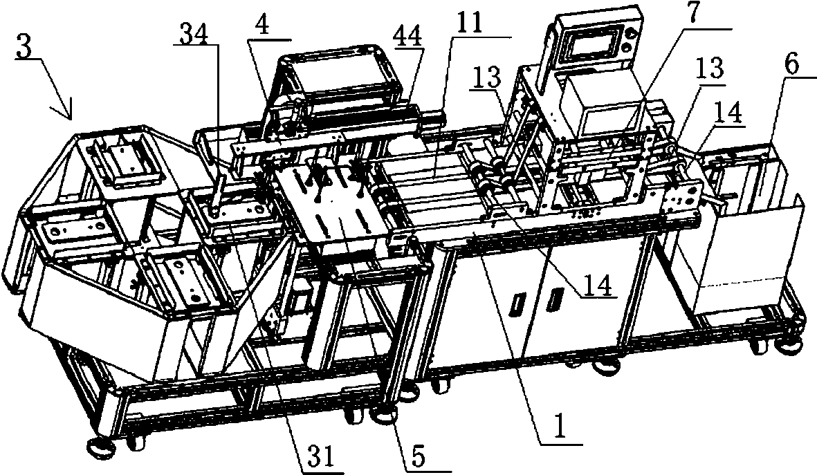 Real-time printing automatic labeling device and automatic labeling method thereof