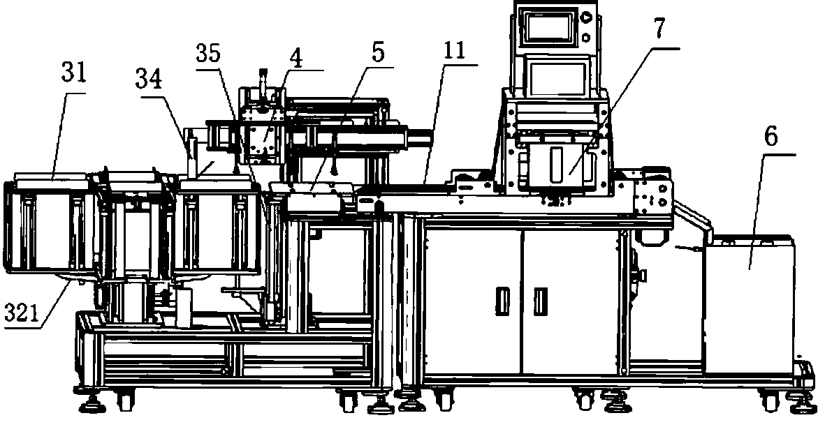 Real-time printing automatic labeling device and automatic labeling method thereof