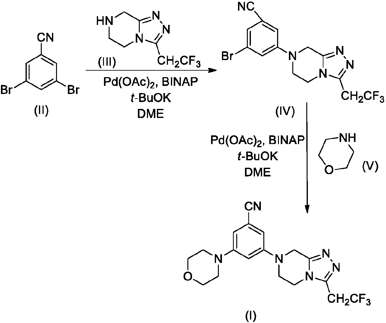 Triazole compound containing morpholine and piperazine as well as preparation method and application thereof