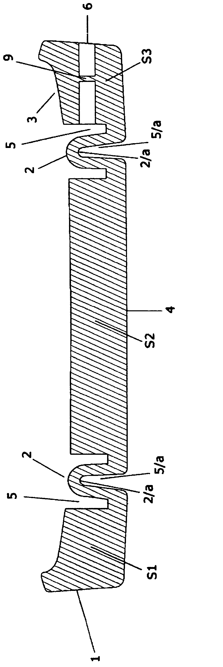 Sole for shoes having one or more vertical elements folded over each other, extensible and adaptable to the different width of the assembly last of the upper and to the variation of the conformation of the foot, even permanently