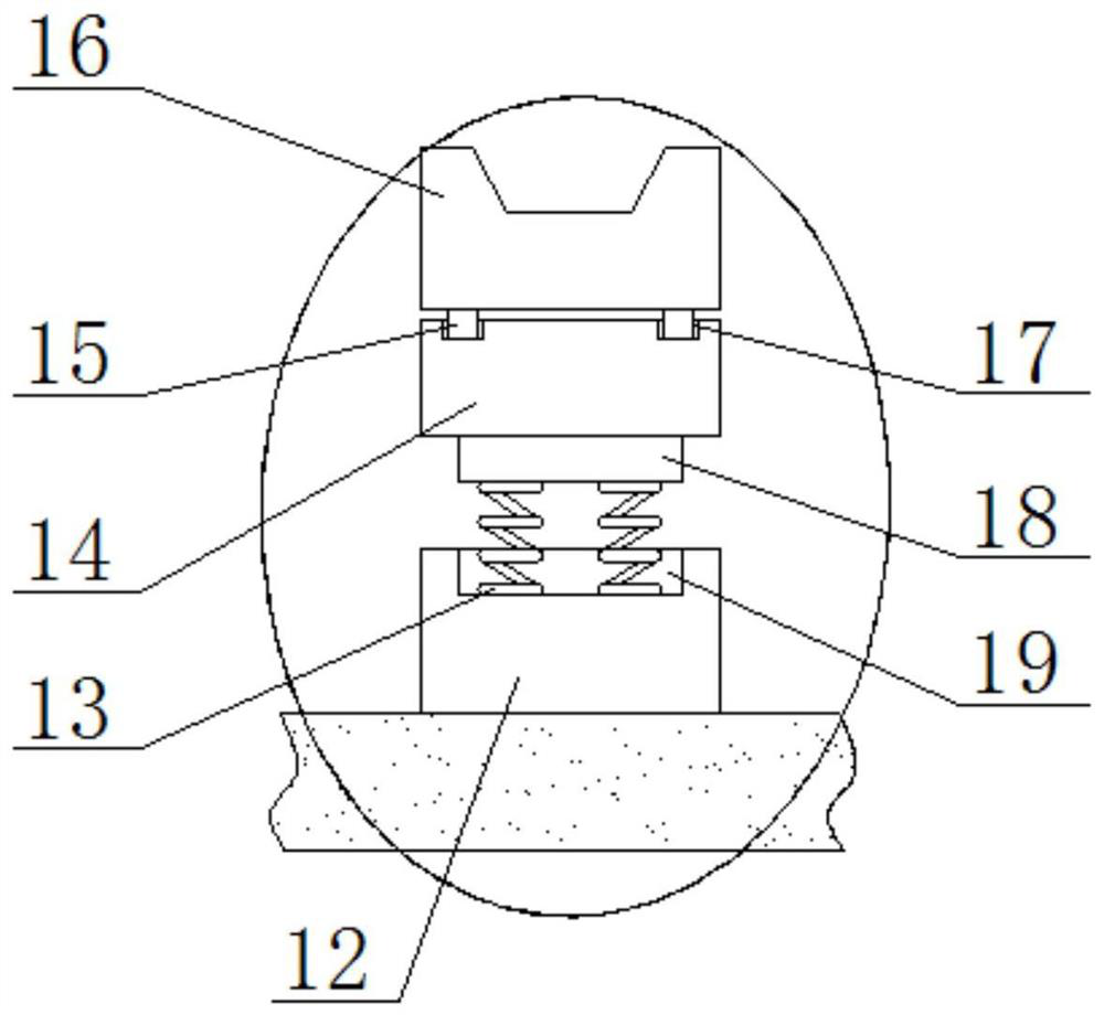 High-precision flexibly forming type bending die