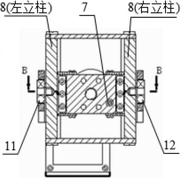 Portable outline detection device for train wheel tread