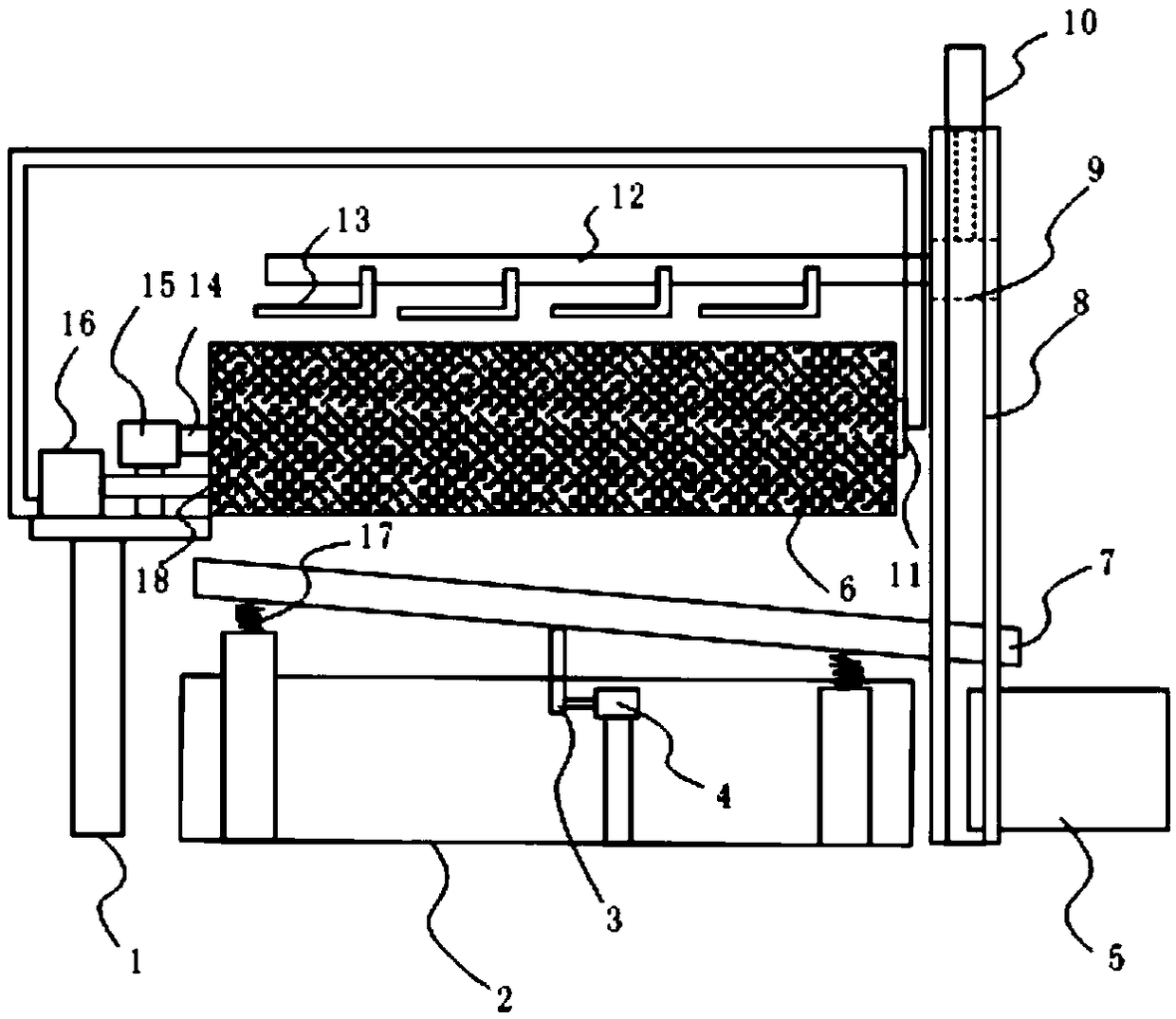 Iron ore screening device for converter