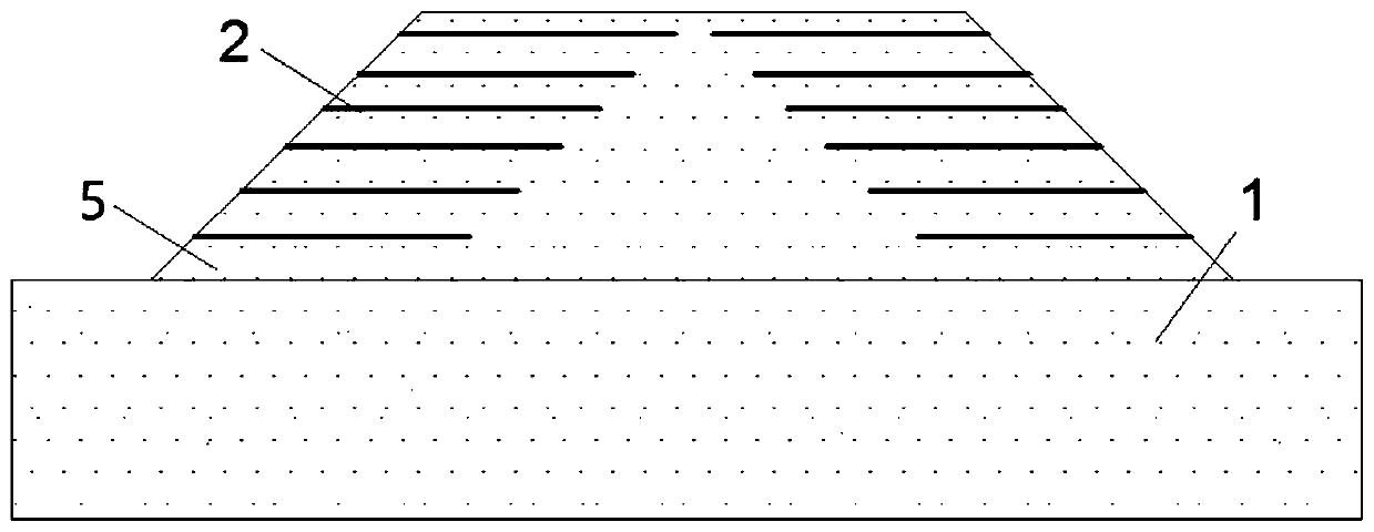 Locally-reinforced embankment, construction method and quick repairing and reinforcing method of locally-reinforced embankment