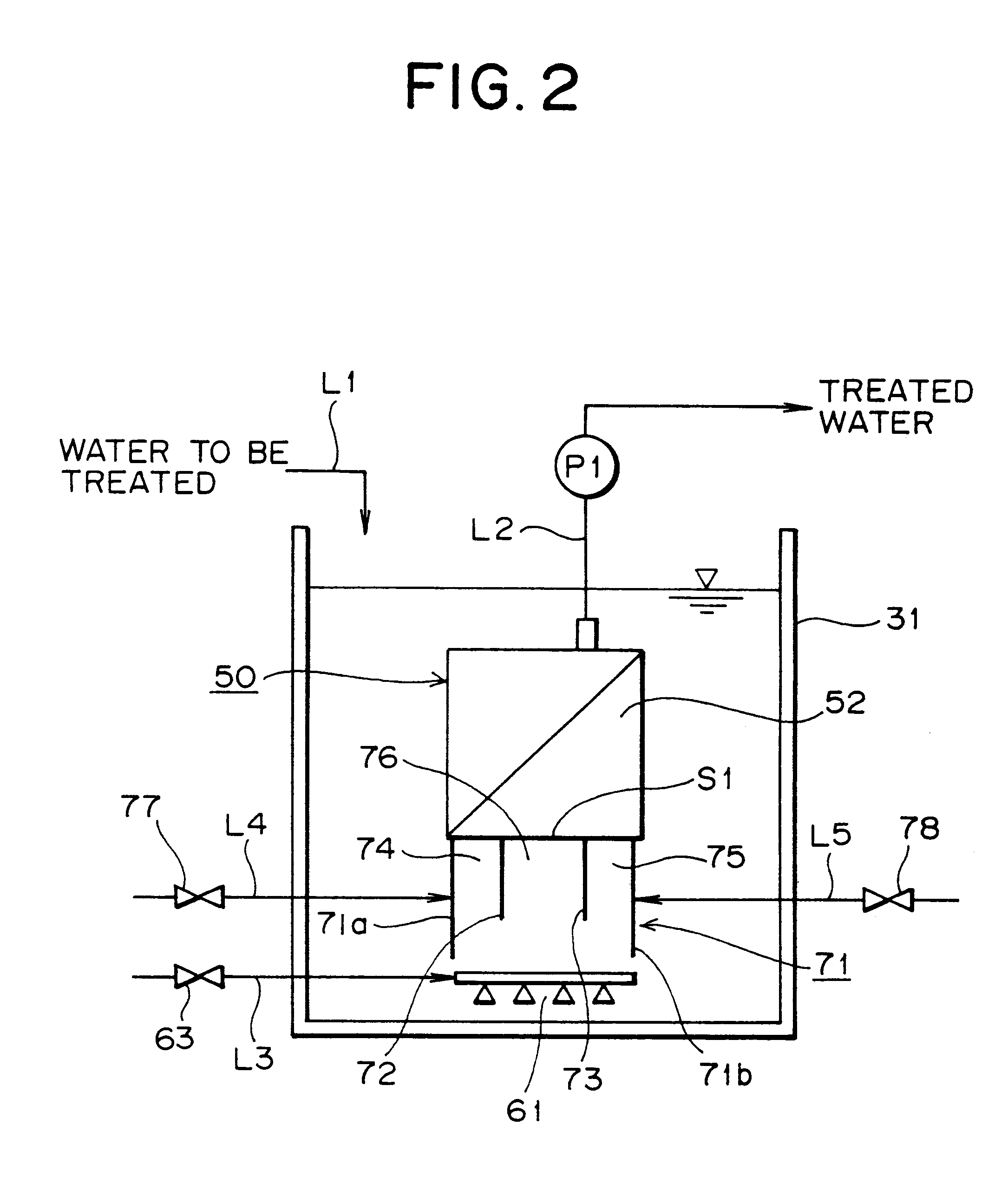 Membrane filter apparatus with gas discharge cleaning means