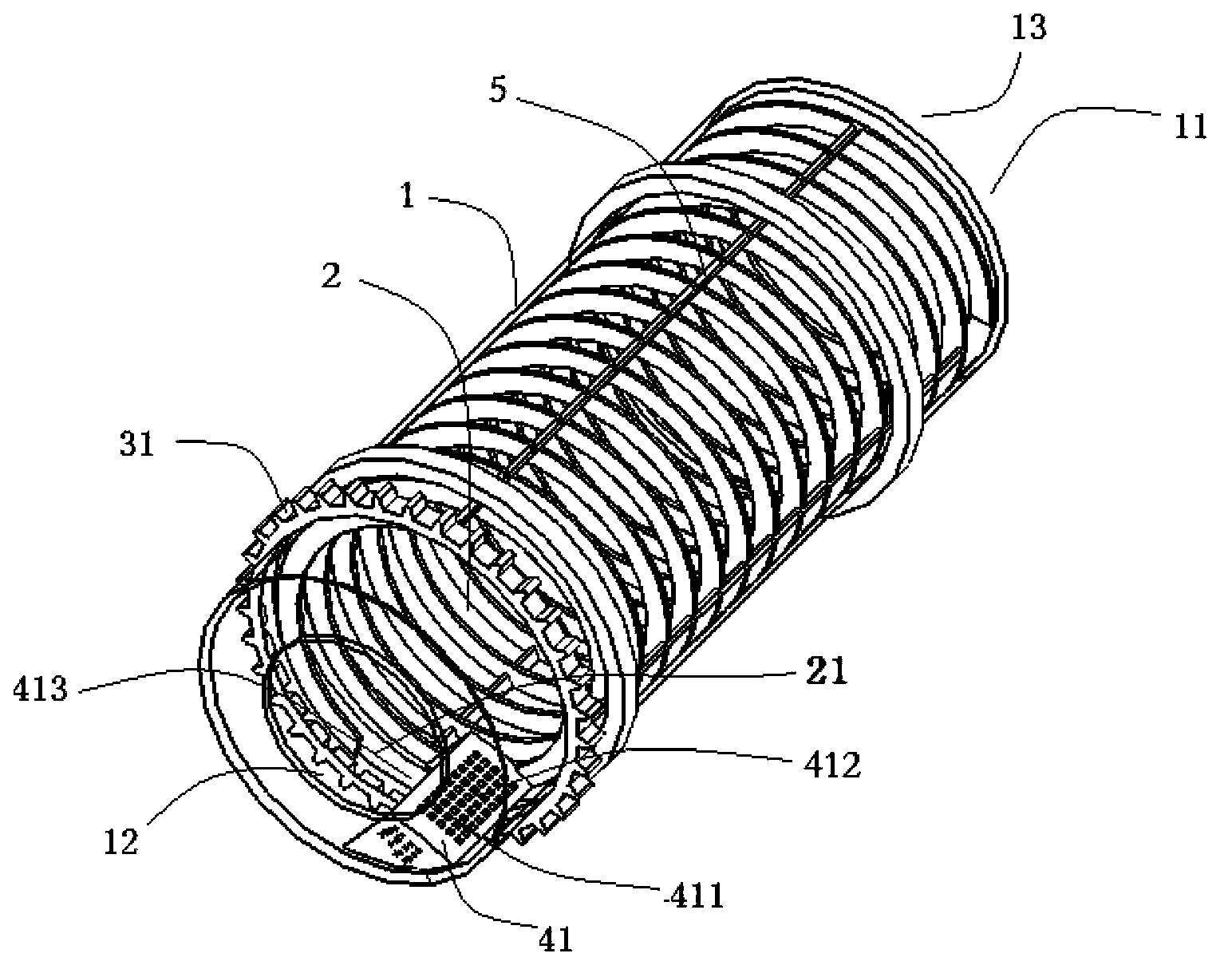 Screw conveying and degreasing device
