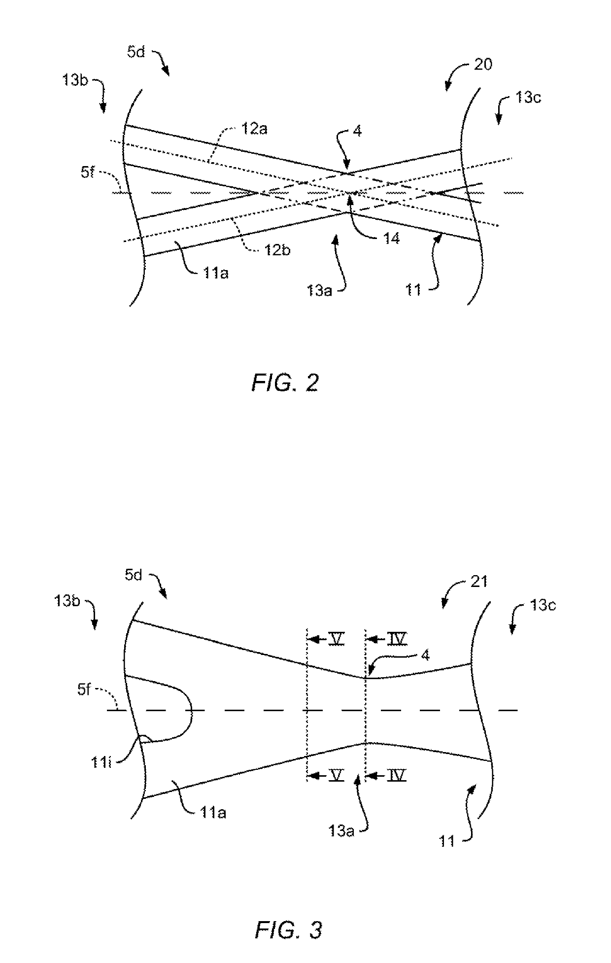 Elastic torsion element for connecting a rotor blade to a rotor hub of a rotor
