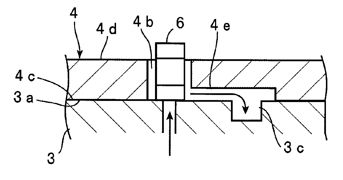 Workpiece transporting apparatus and electronic component transporting apparatus