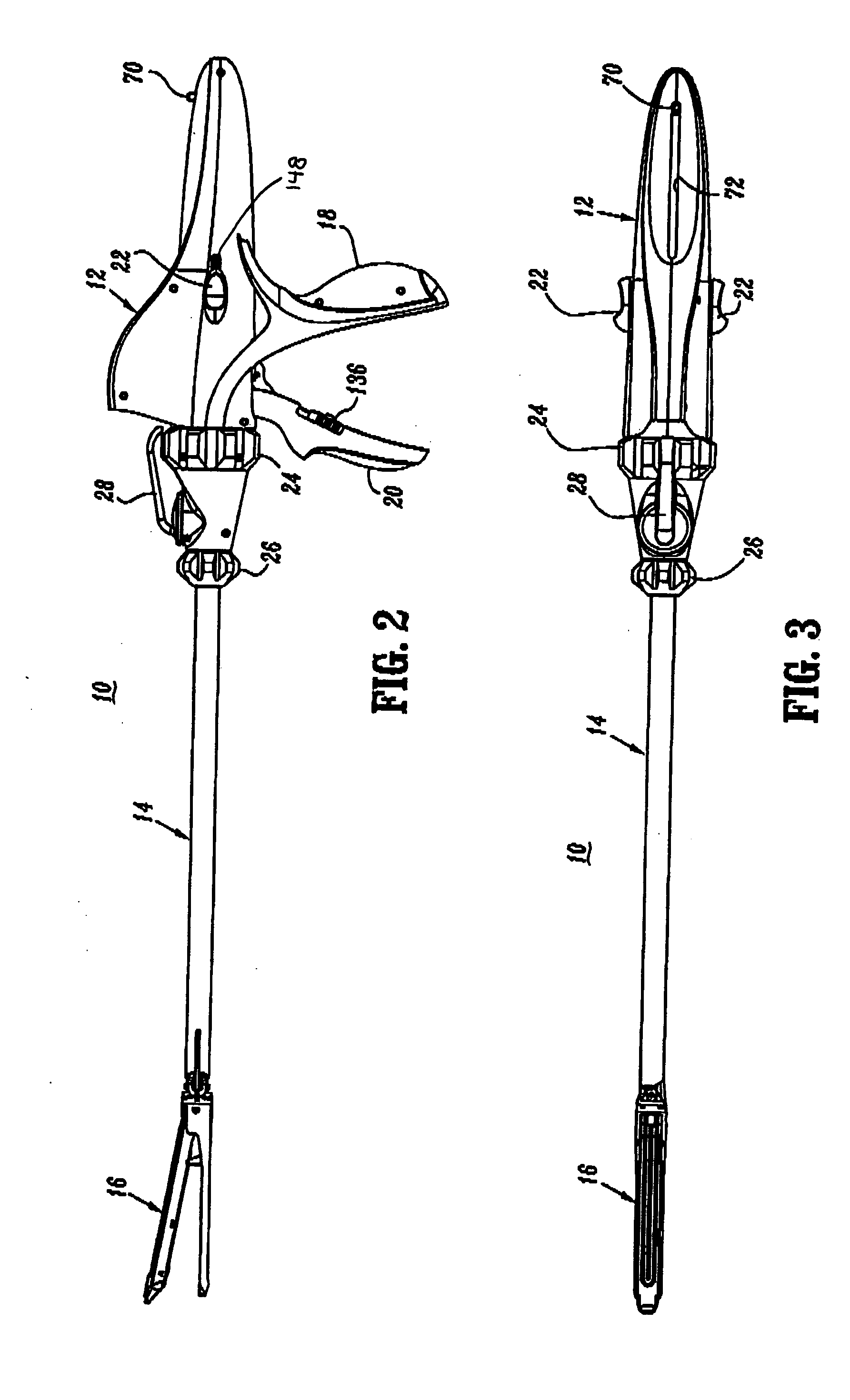 Surgical stapling device with independent tip rotation