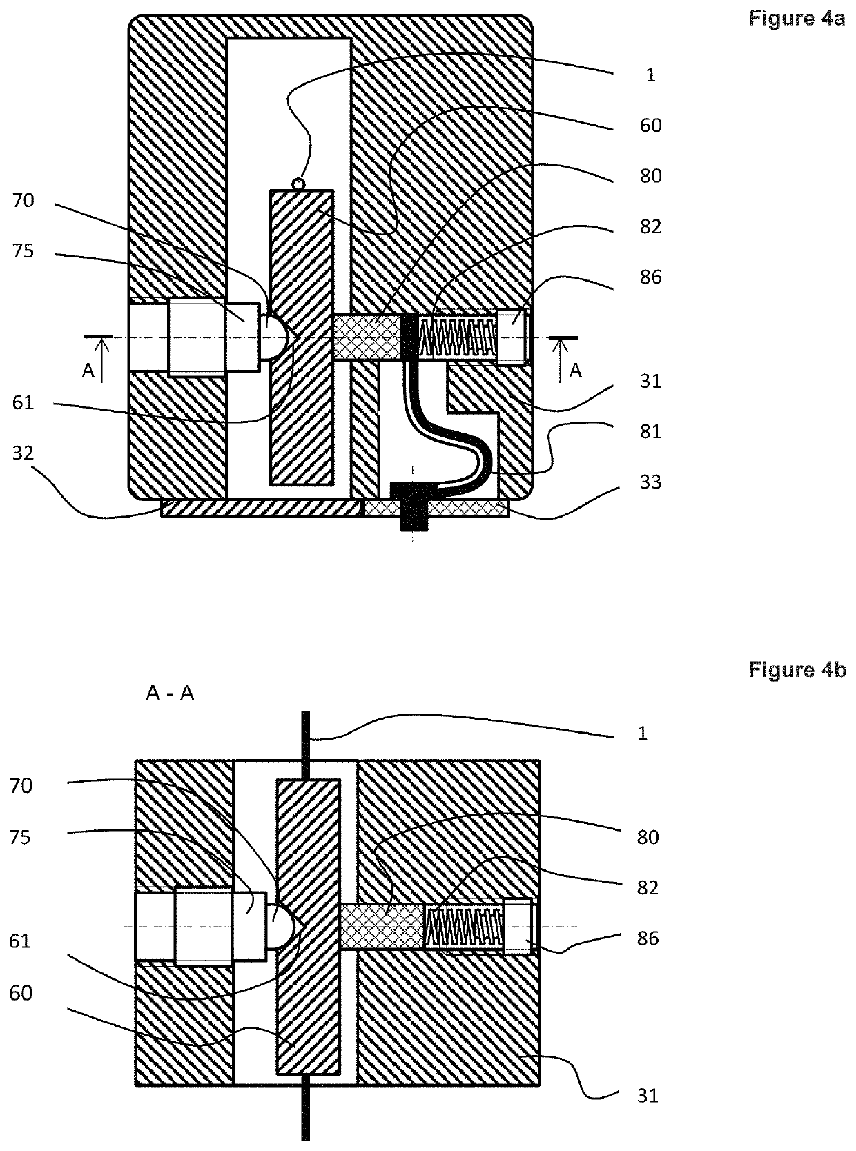 Current feeding device for wire electrical discharge machining