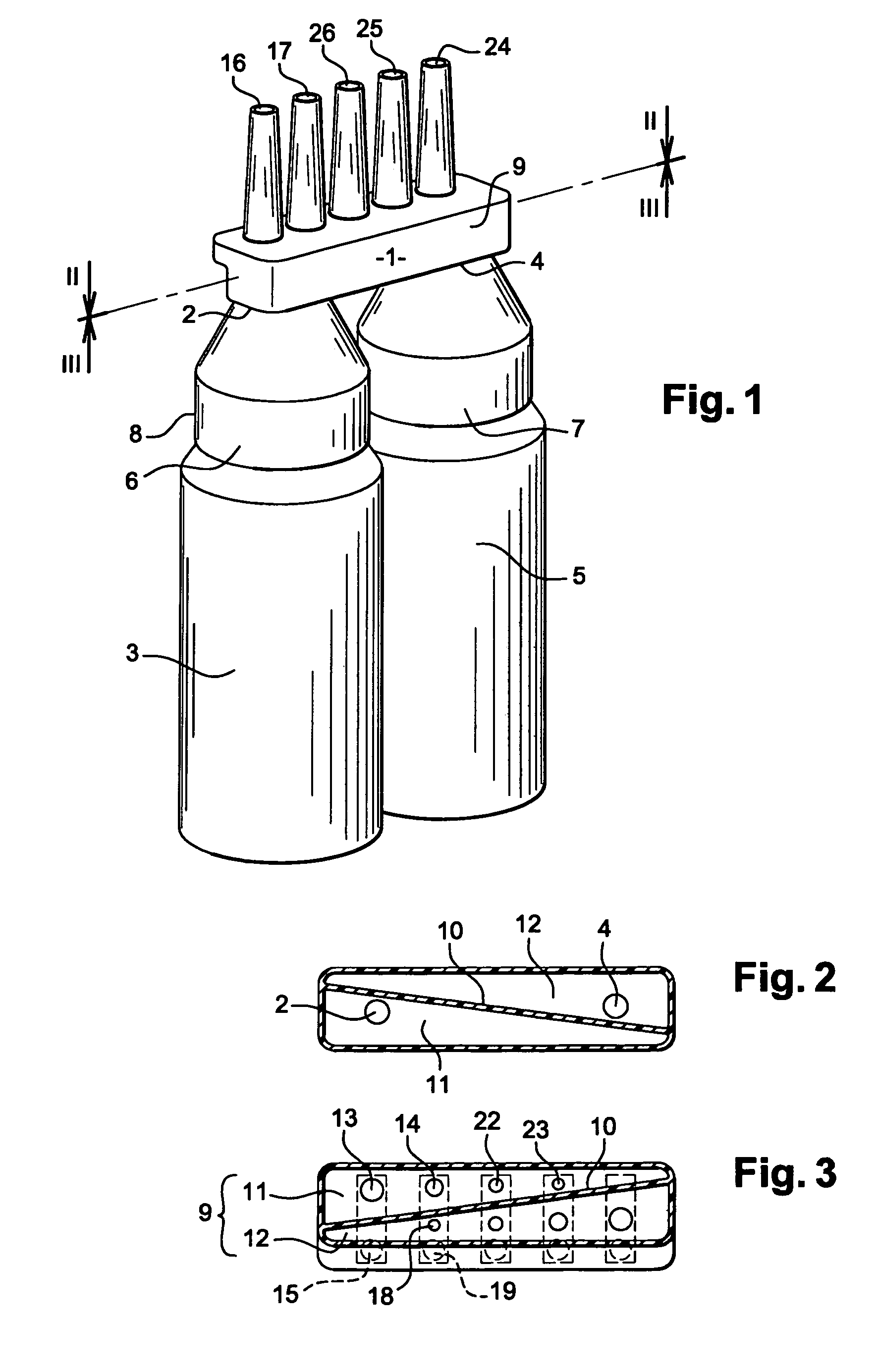 Device for dispensing at least two products, and dispensing end-piece