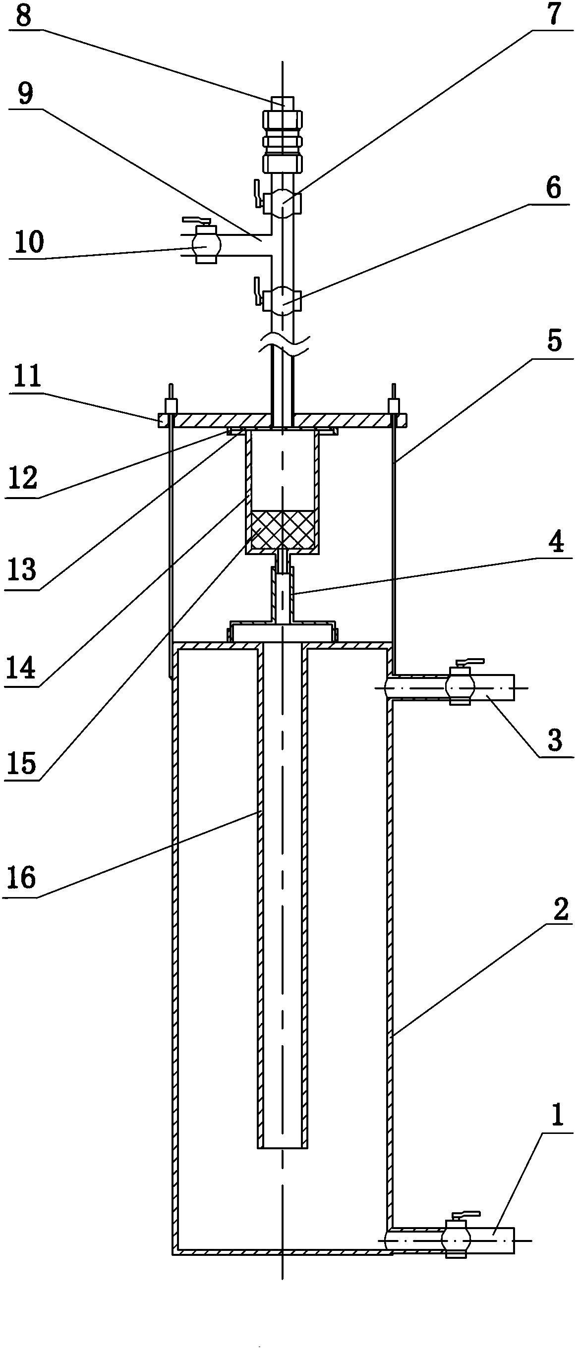 Device for enriching semi-volatile organic compounds in underground water