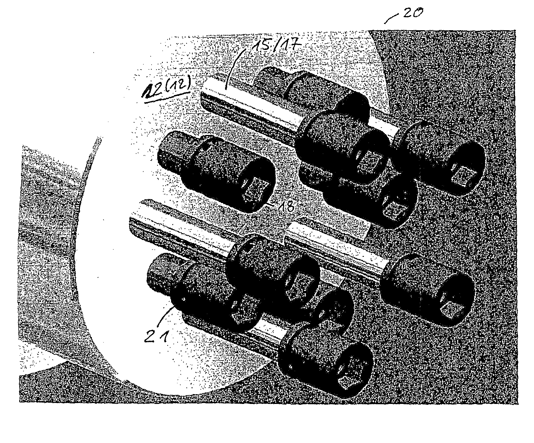 Screwdriving system with variably adjustable screwdriving spindles