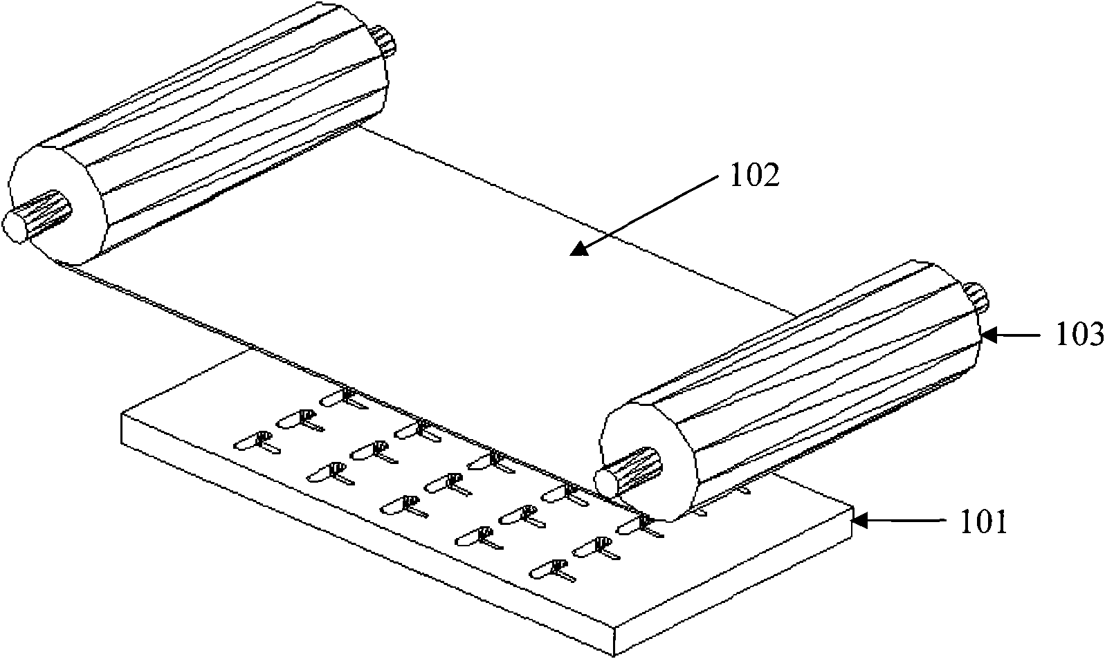 Continuous coating material conveying device for linear metal coating evaporation source