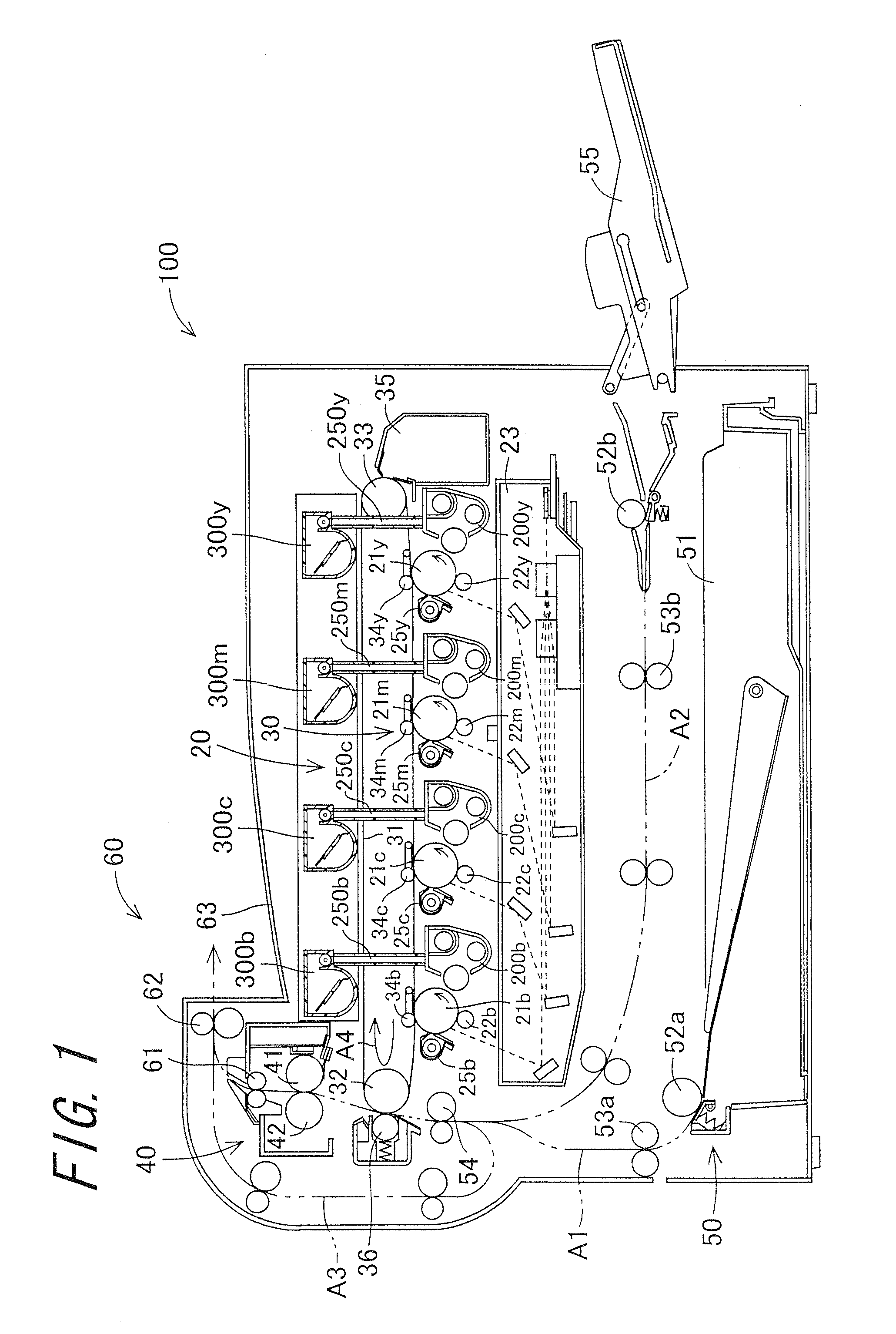 Developing device, image forming apparatus, developer agitating and conveying method