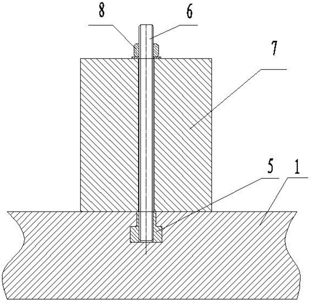 Assembling and clamping device for tube sheet processing